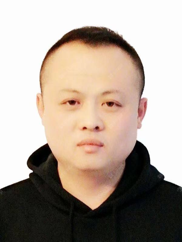 二手经纪人杨海波