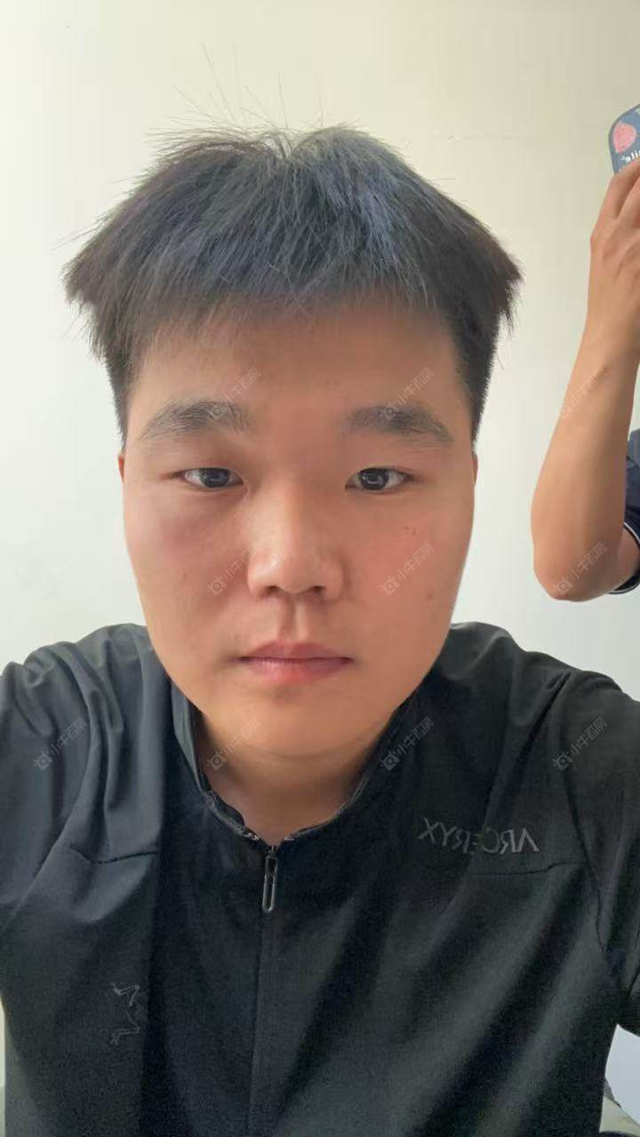 租房经纪人卞琪