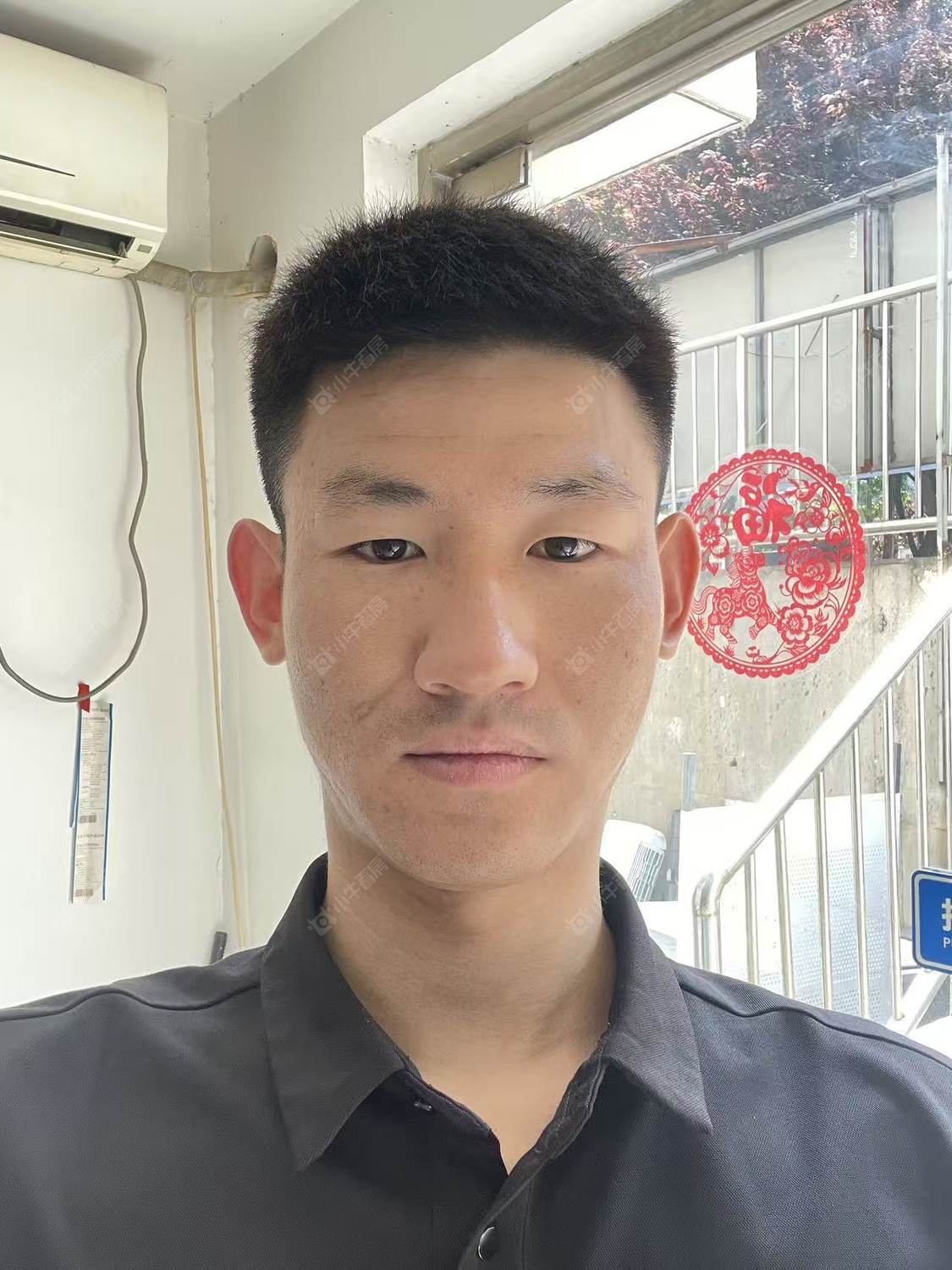 租房经纪人胡楠