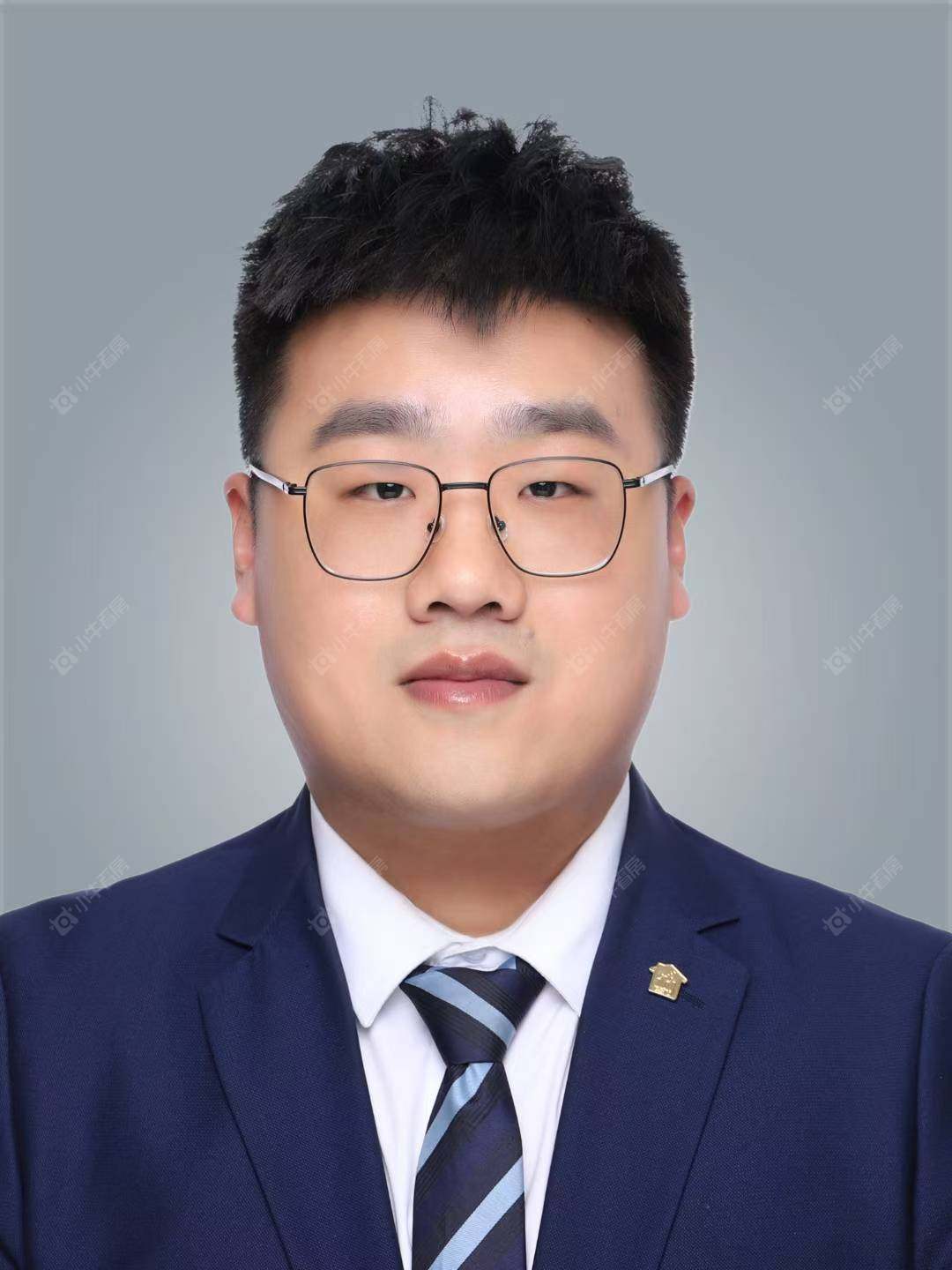 楼盘经纪人张弛