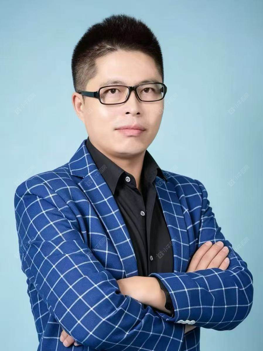 二手经纪人鲍成泽
